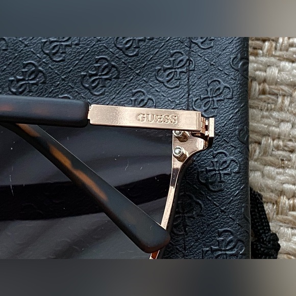 Guess sunglasses - Picture 11 of 16
